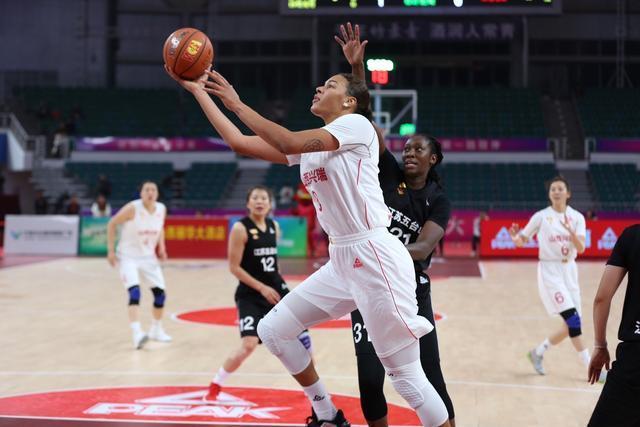 为什么说扎金花是华北地区最流行的博弈社交方式？（炸金花为何成为华北最受欢迎的社交博弈方式？）